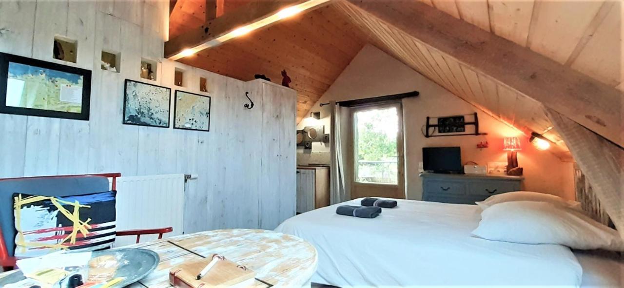La Grange Aux Lievres, Gites Kerdoel Cleder Экстерьер фото