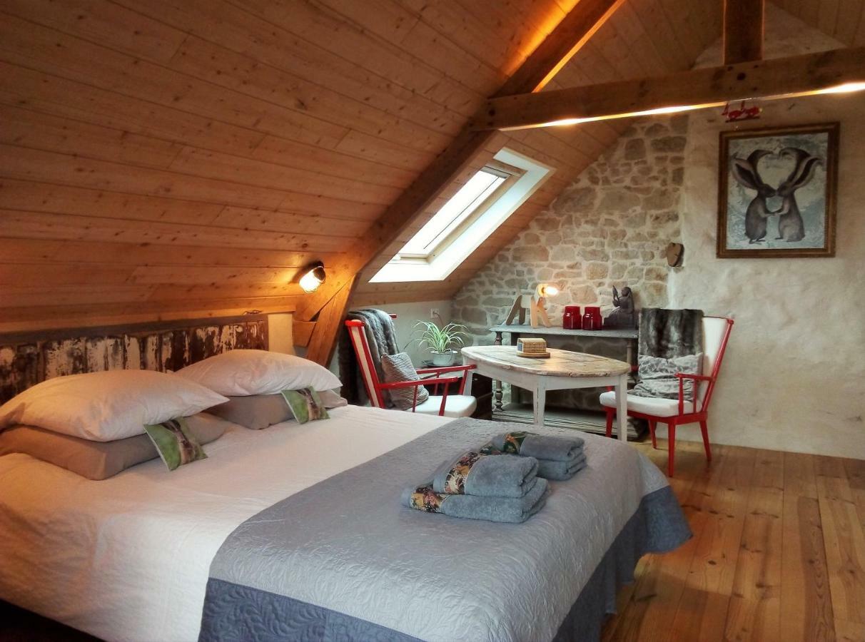 La Grange Aux Lievres, Gites Kerdoel Cleder Экстерьер фото